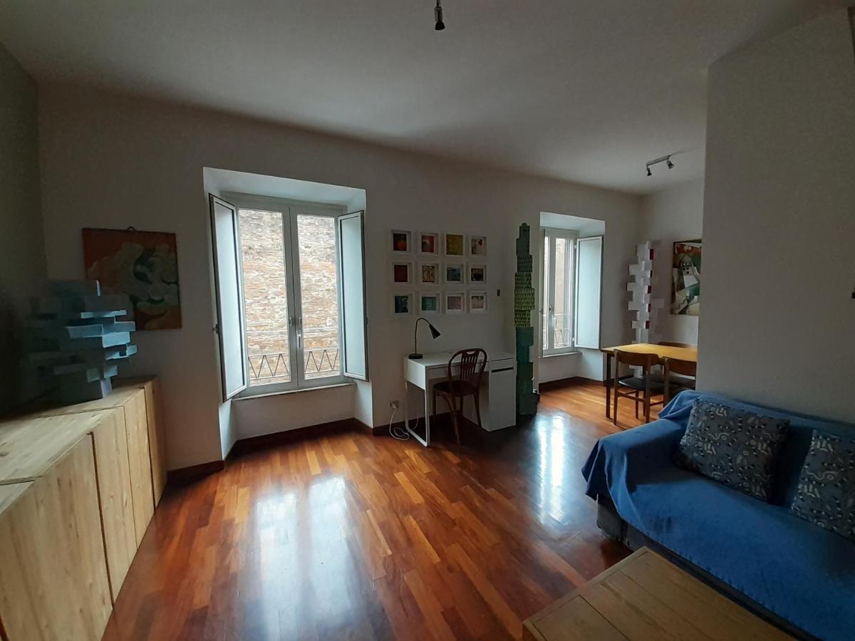 Art Atelier Flat Rom